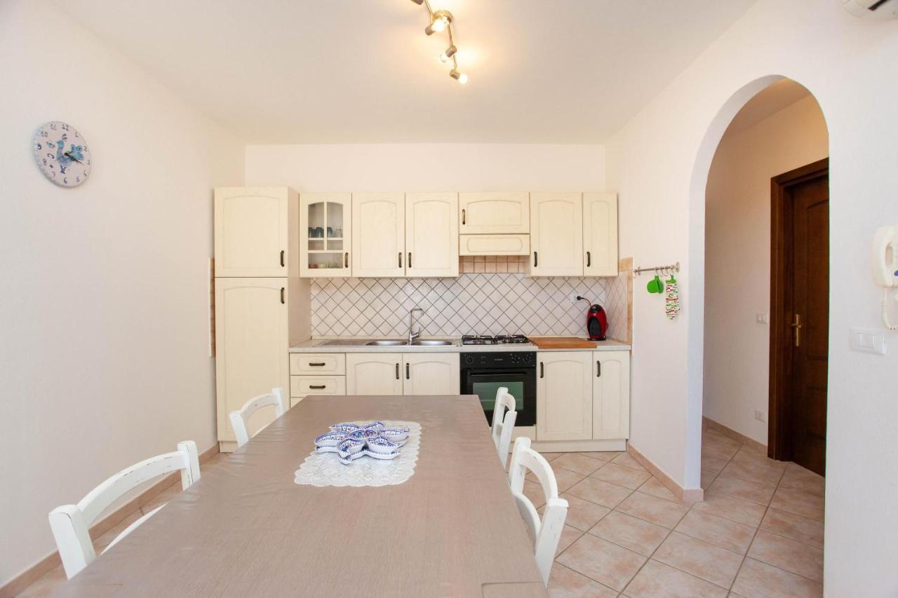 Casa Antonella Apartman Orosei Kültér fotó