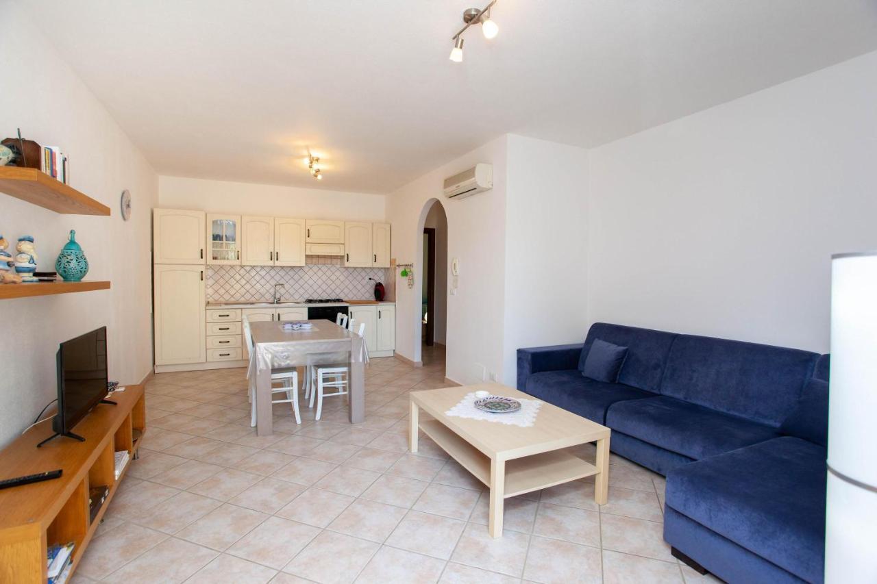 Casa Antonella Apartman Orosei Kültér fotó